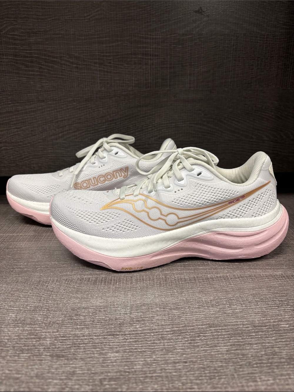 Women's Saucony Ride 19 Running & Training Shoes (White/Silk) - Size 9